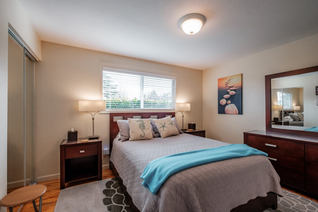 Circle Retreat bedroom